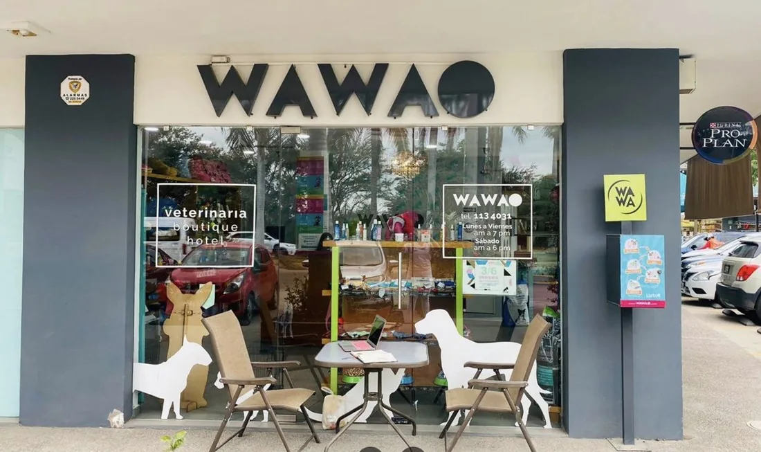 Fachada de la sucursal Nuevo Vallarta en Plaza Bahía
