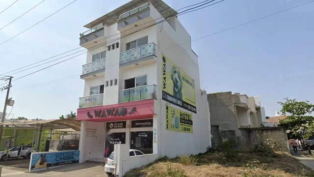 Llegando a Wawao en Av. de los Tules, Puerto Vallarta
